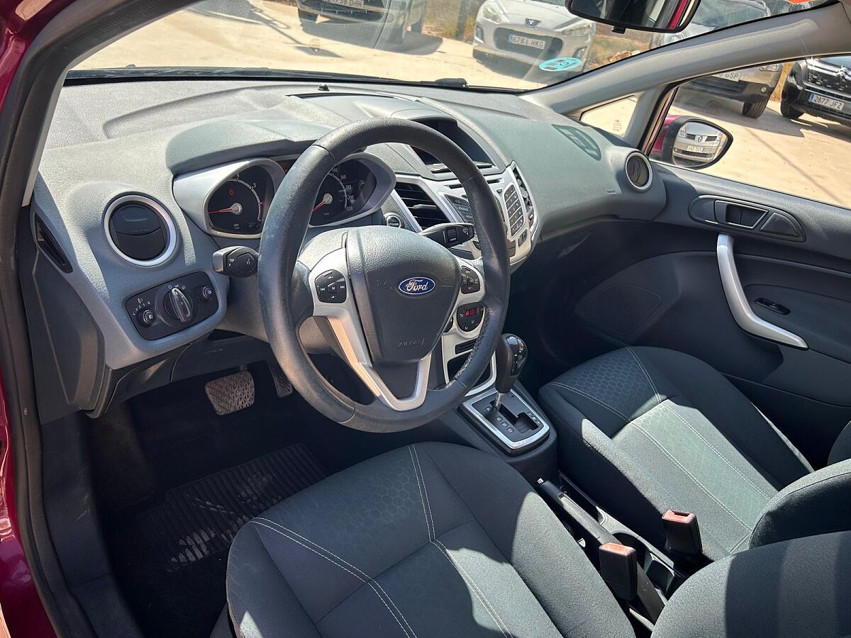 FORD FIESTA TITANIUM 1.4 AUTO SPANISH LHD IN SPAIN 66000 MILES SUPERB 2009